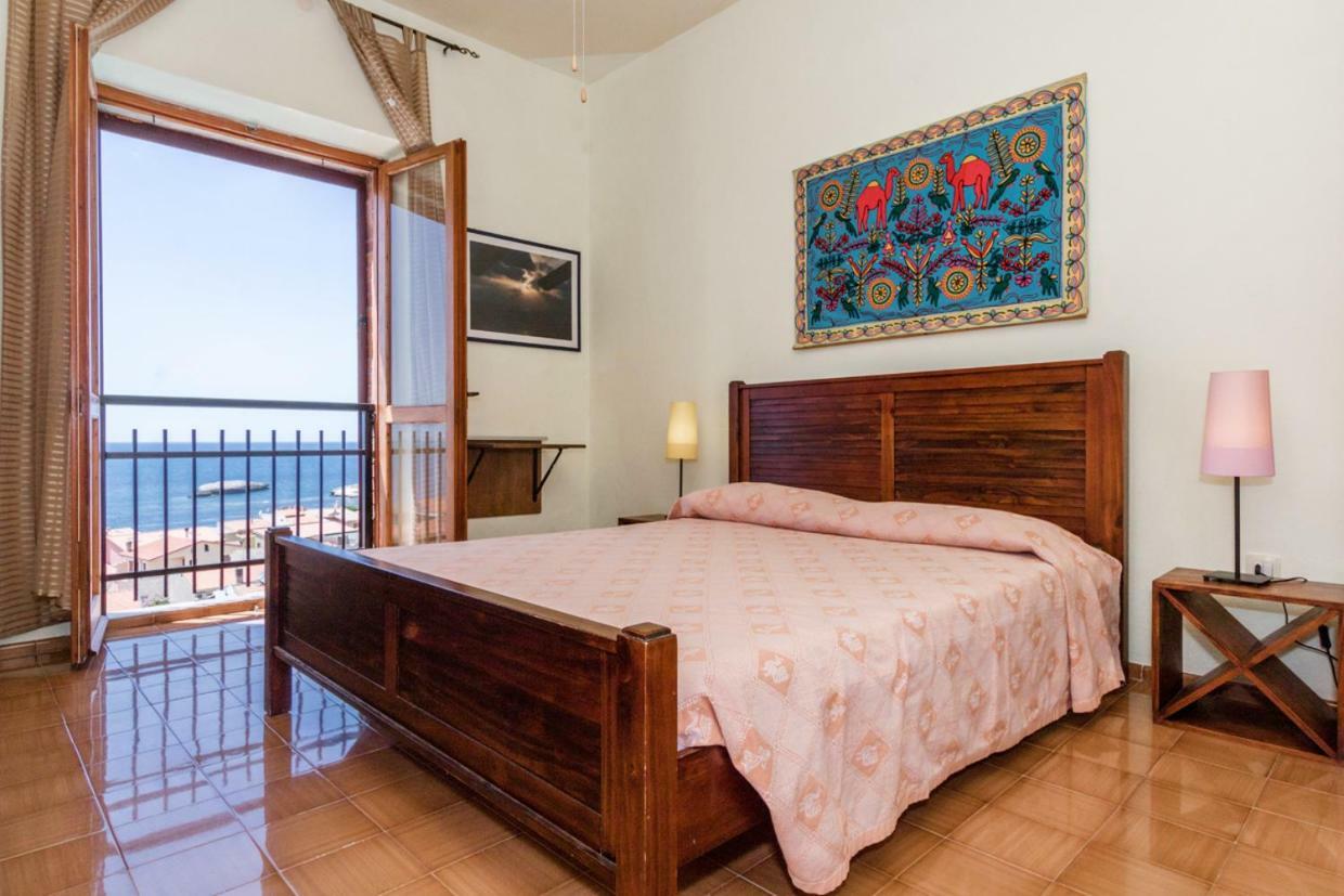 Mare Lughente Bed & Breakfast ซาร์คิตตู กูเญรี ภายนอก รูปภาพ