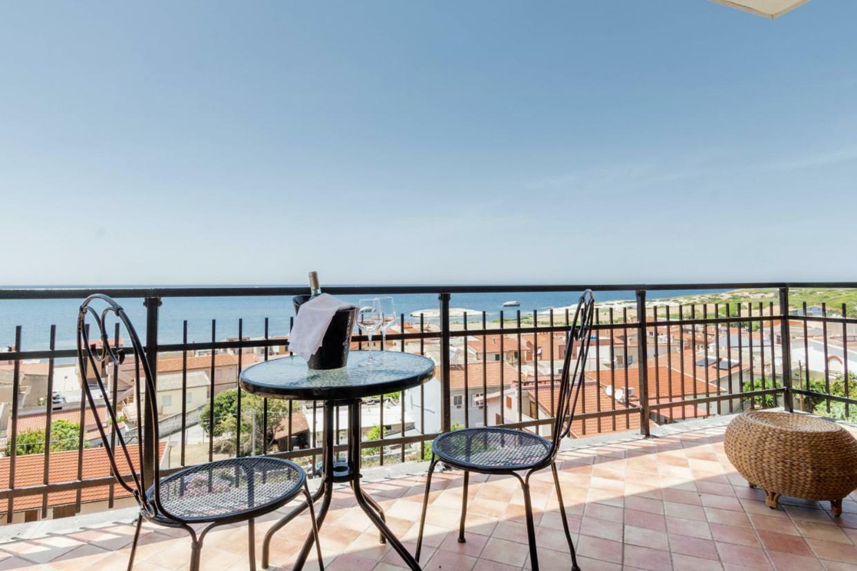 Mare Lughente Bed & Breakfast ซาร์คิตตู กูเญรี ภายนอก รูปภาพ
