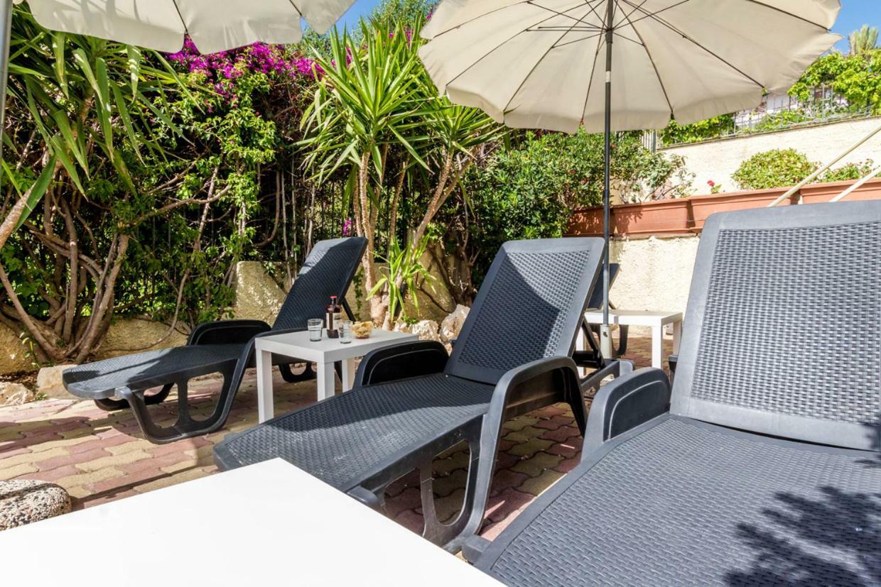 Mare Lughente Bed & Breakfast ซาร์คิตตู กูเญรี ภายนอก รูปภาพ