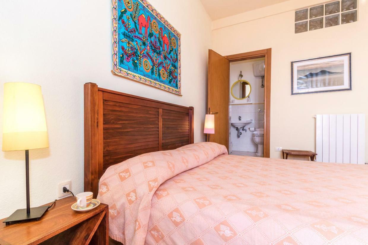 Mare Lughente Bed & Breakfast ซาร์คิตตู กูเญรี ภายนอก รูปภาพ