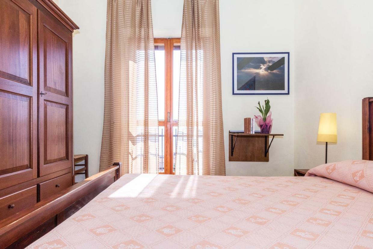 Mare Lughente Bed & Breakfast ซาร์คิตตู กูเญรี ภายนอก รูปภาพ