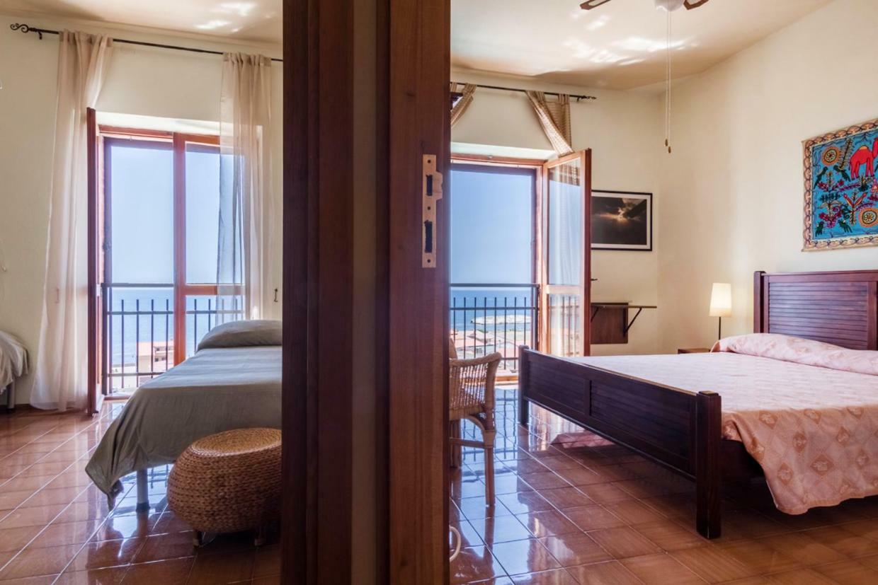 Mare Lughente Bed & Breakfast ซาร์คิตตู กูเญรี ภายนอก รูปภาพ